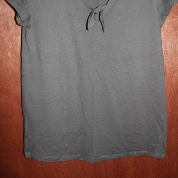 Small Army Green LOFT Blouse - Picture 4 of 4